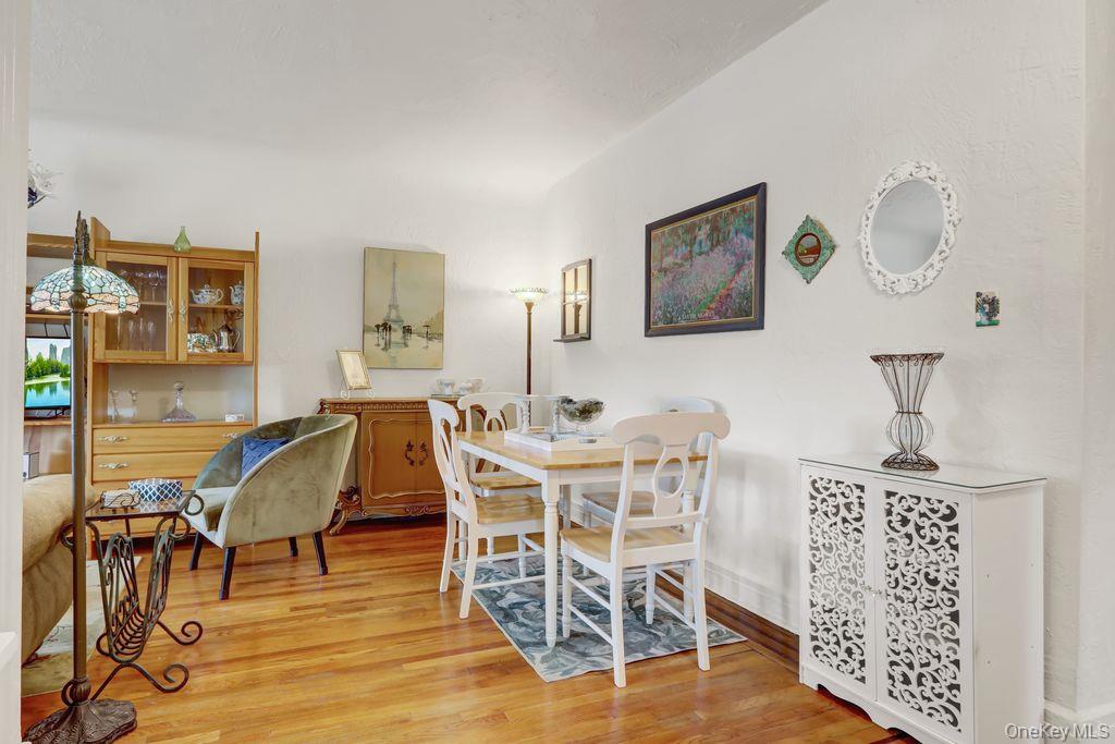 141 Woodmere Boulevard 6e Property Photo 7