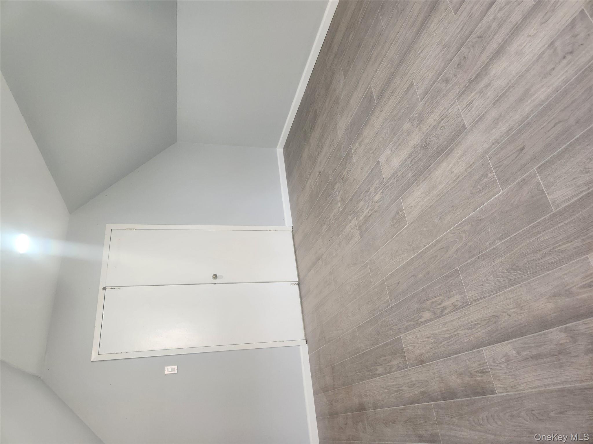 225-19 141 Avenue Property Photo 11