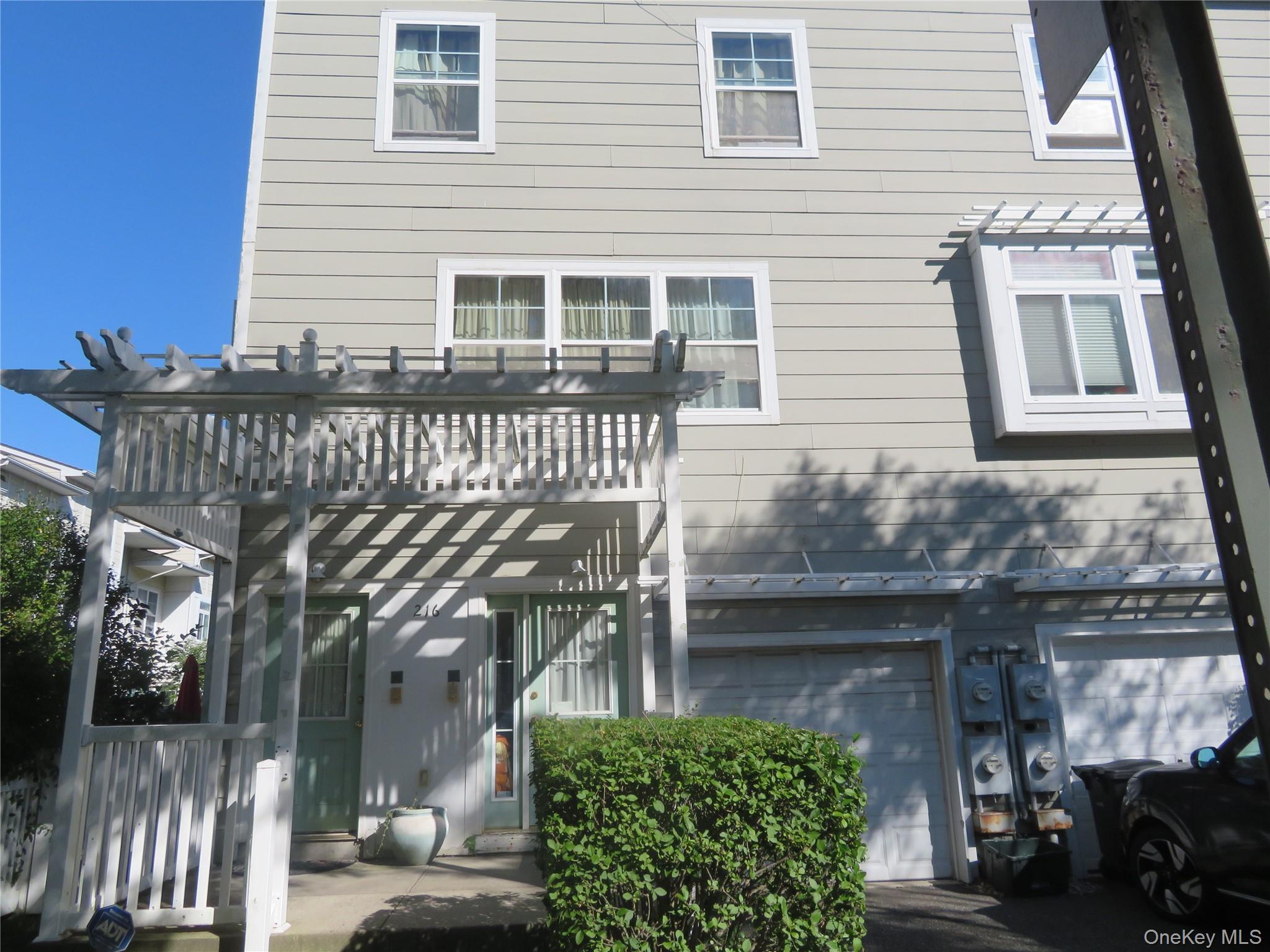 216 Beach 79th Street Property Photo 2