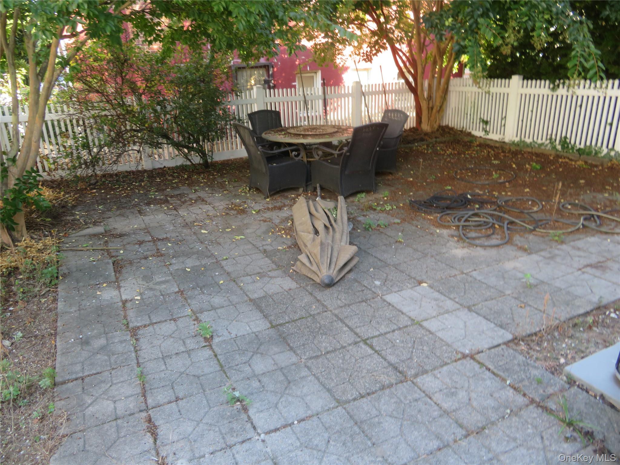 216 Beach 79th Street Property Photo 10
