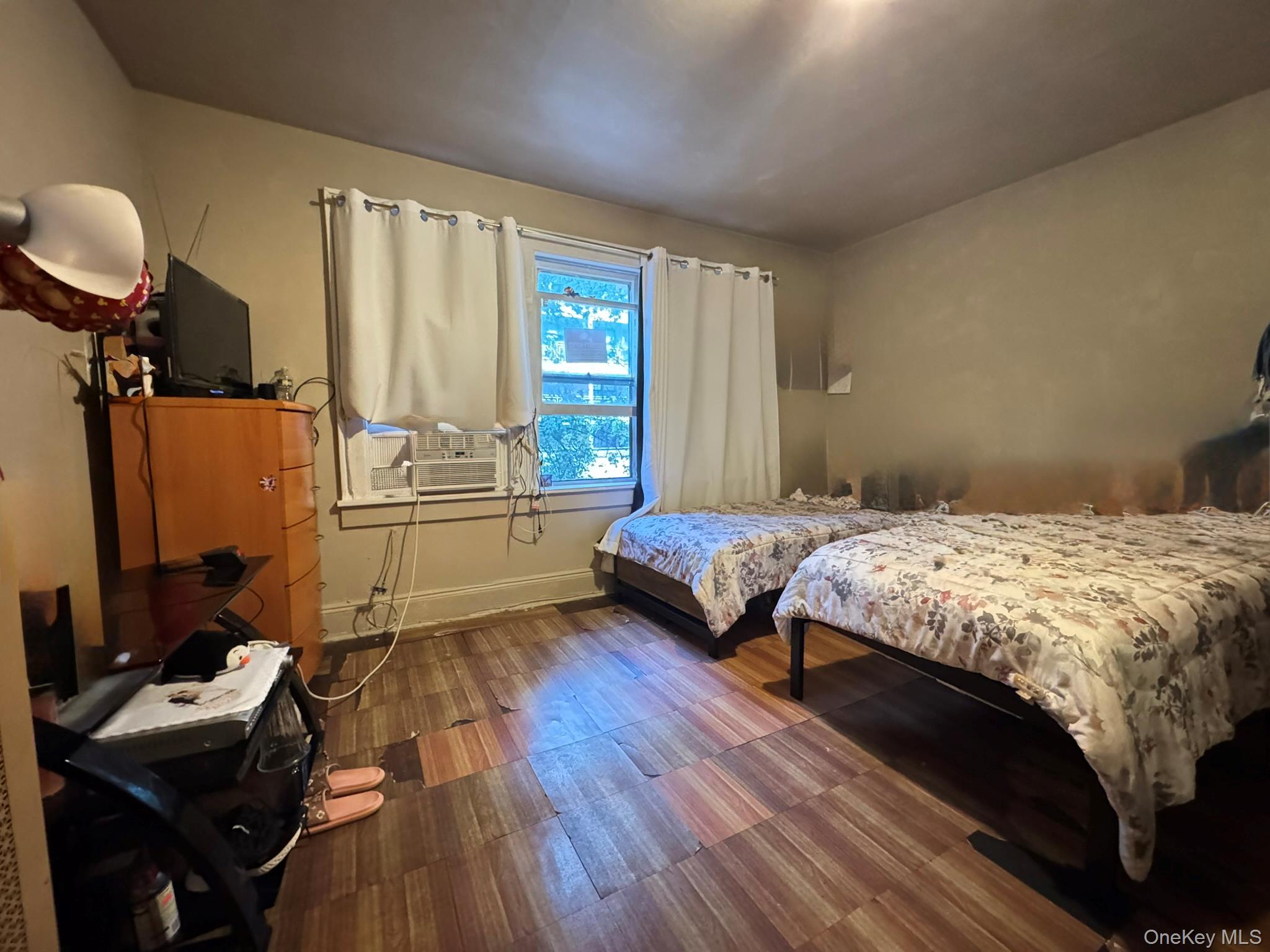 41-41 Denman Street Property Photo 6