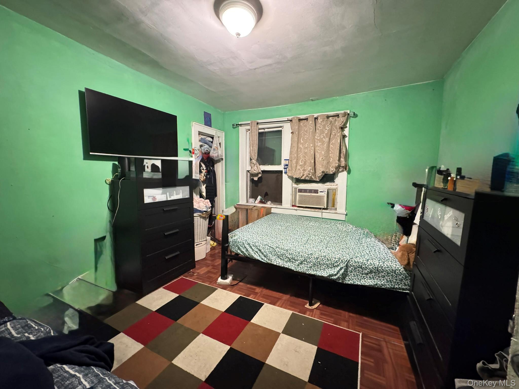 41-41 Denman Street Property Photo 7