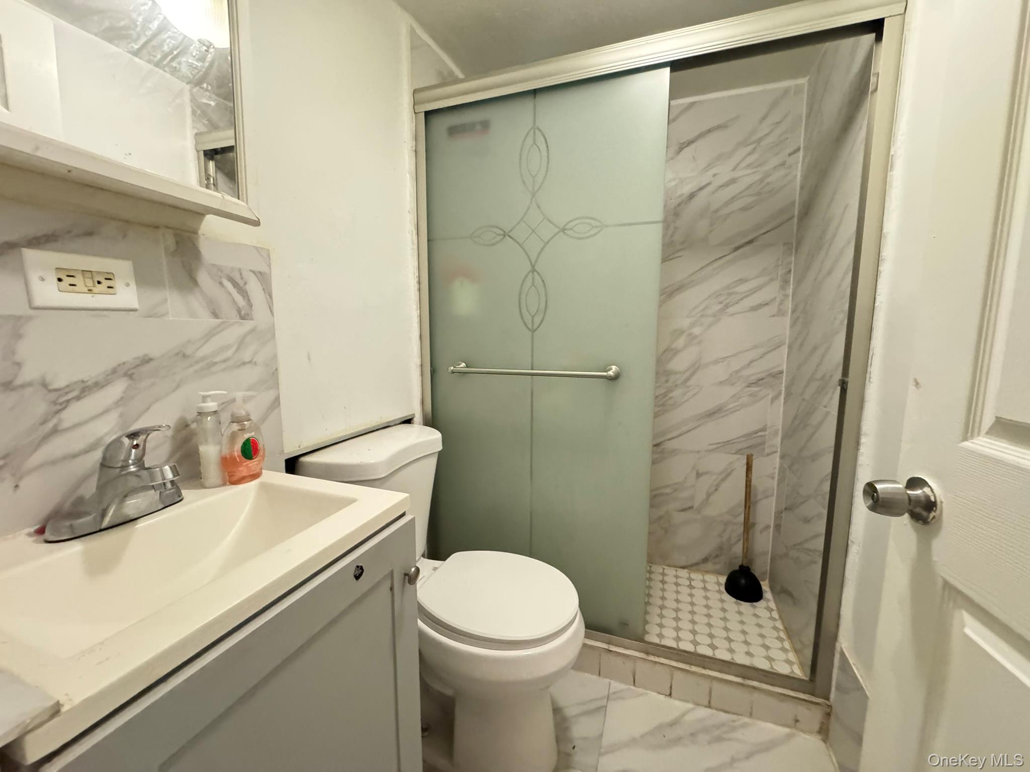 41-41 Denman Street Property Photo 9