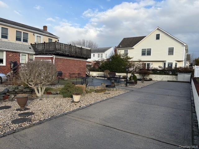 86 Lynbrook Avenue Property Photo 5