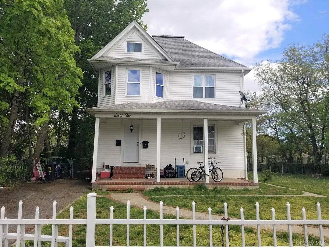 61 East Avenue Property Photo 1