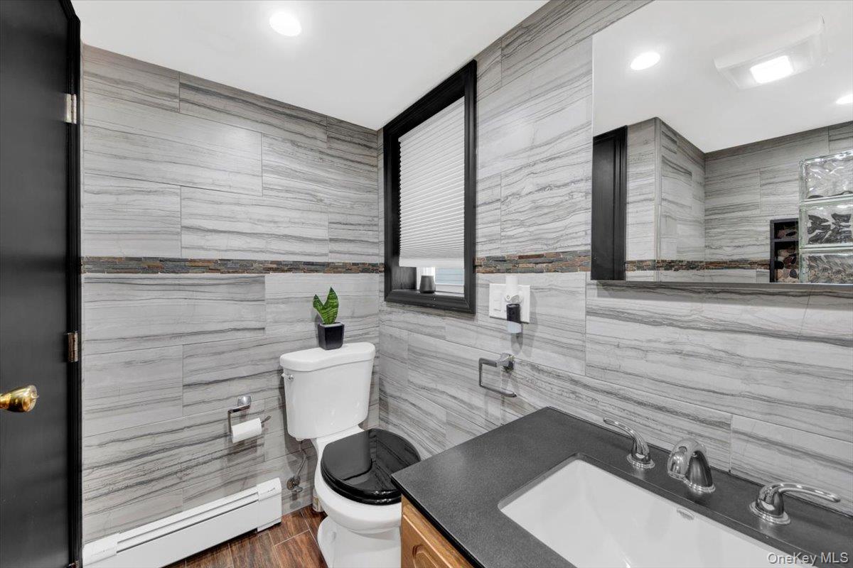 6 Edgewater Park 6d Property Photo 12