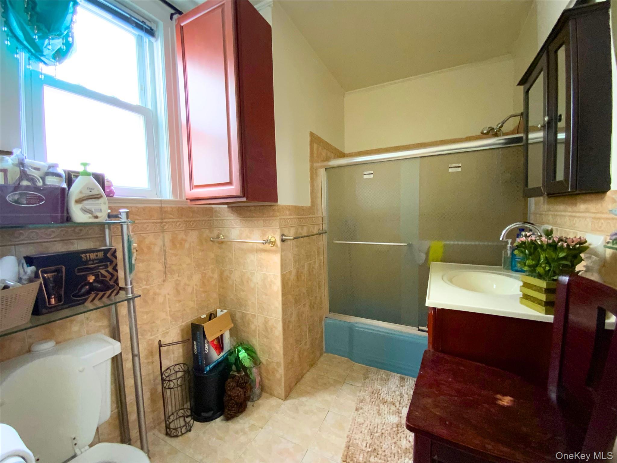 552 Beach 68th Street Property Photo 13