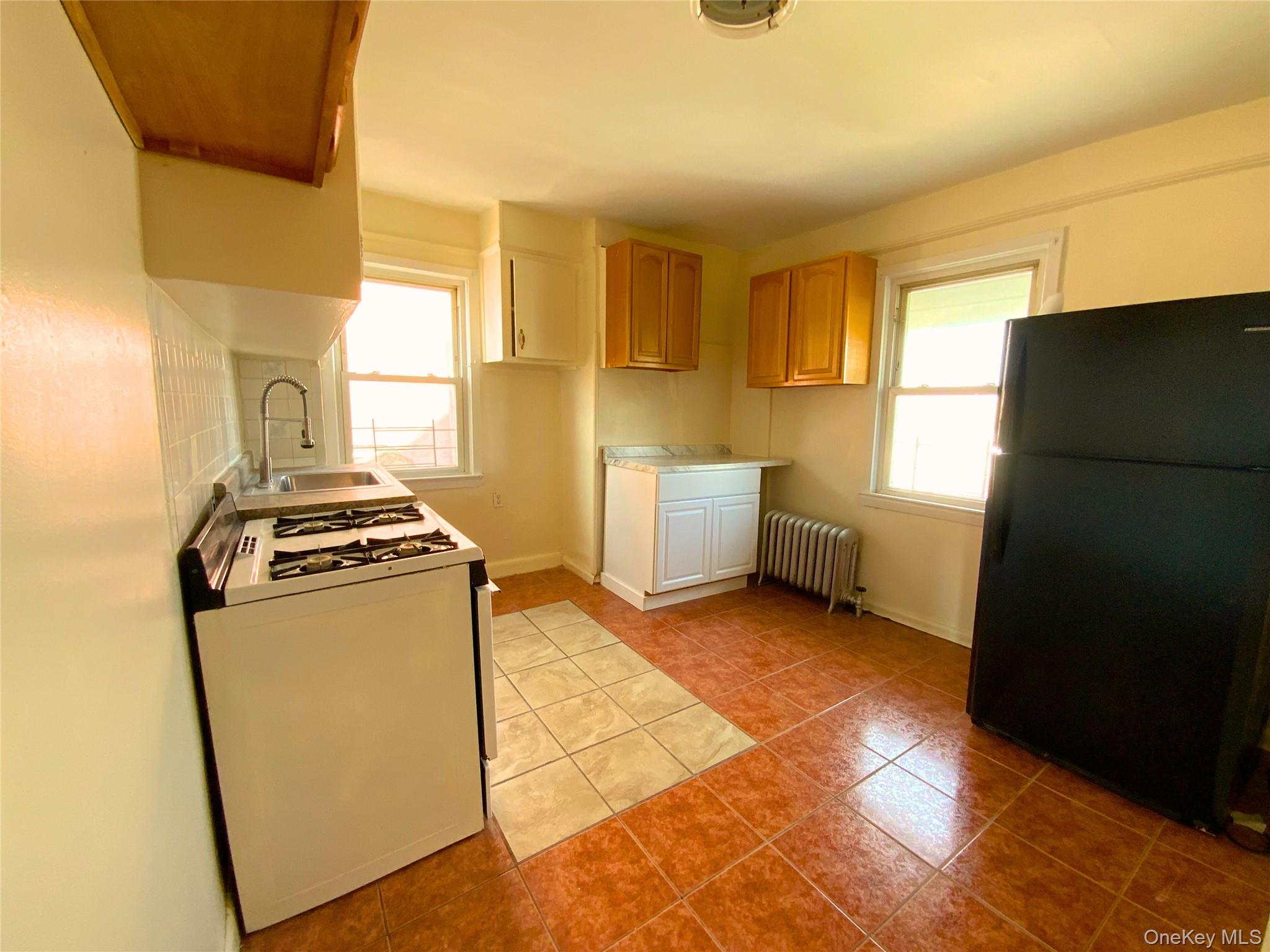 552 Beach 68th Street Property Photo 24