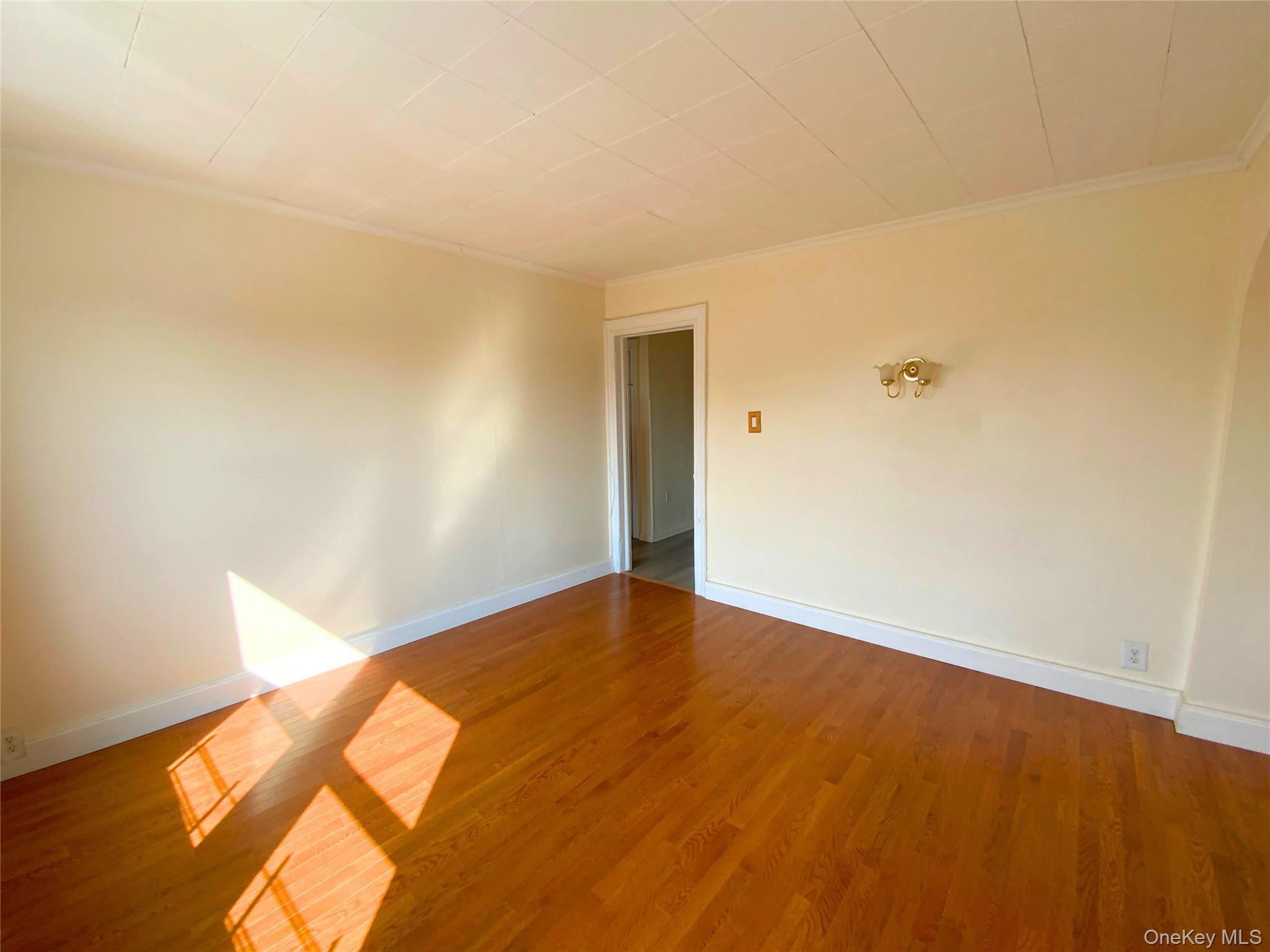 552 Beach 68th Street Property Photo 28