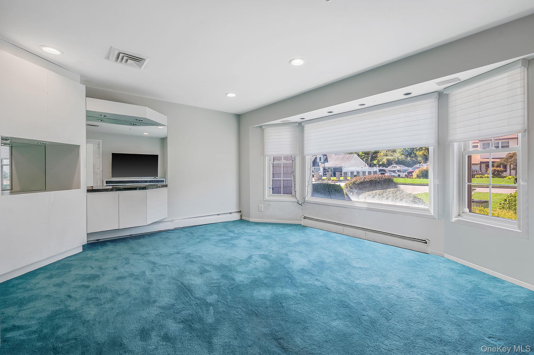19 Dumond Place Property Photo 12