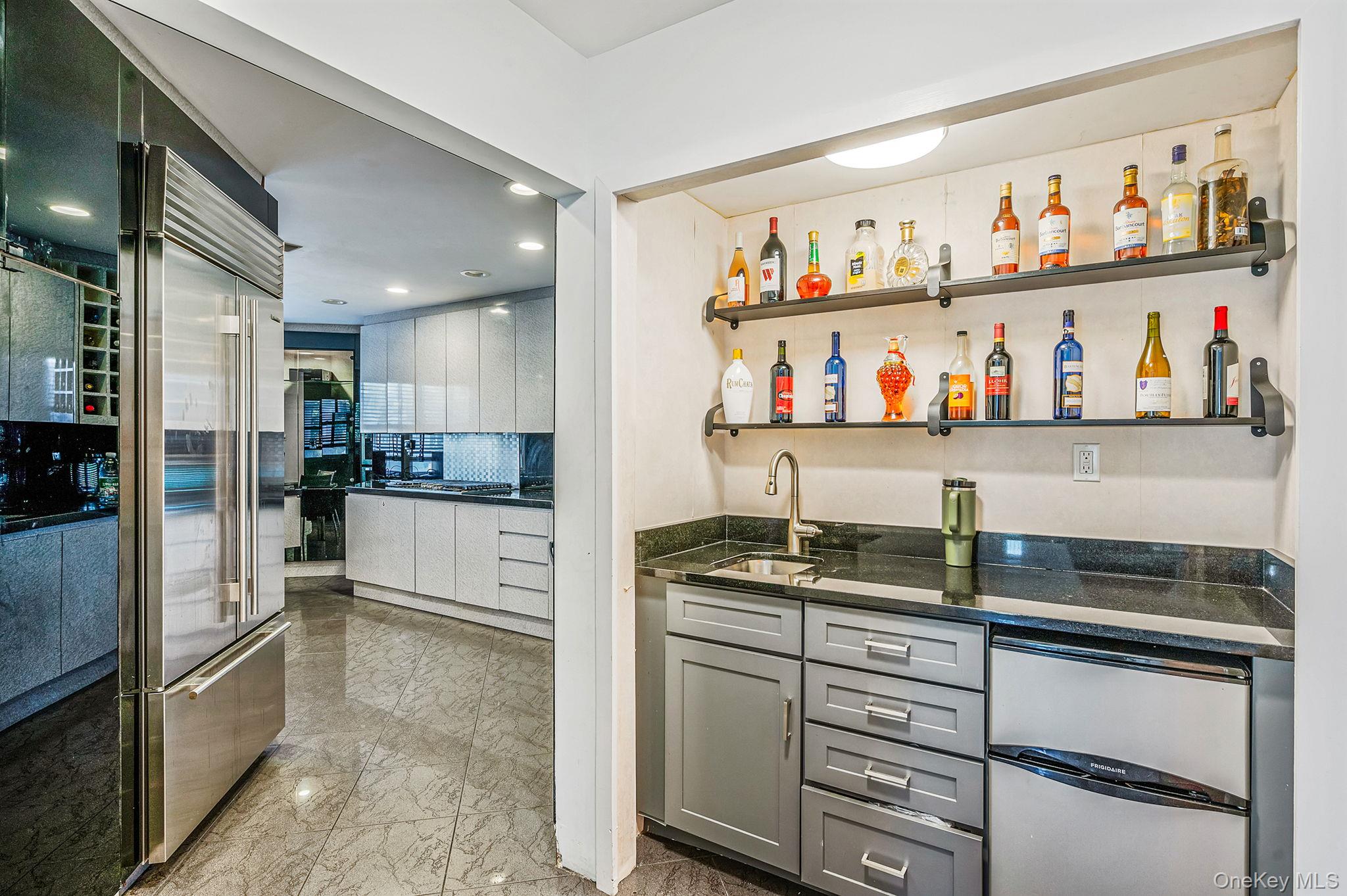 19 Dumond Place Property Photo 16