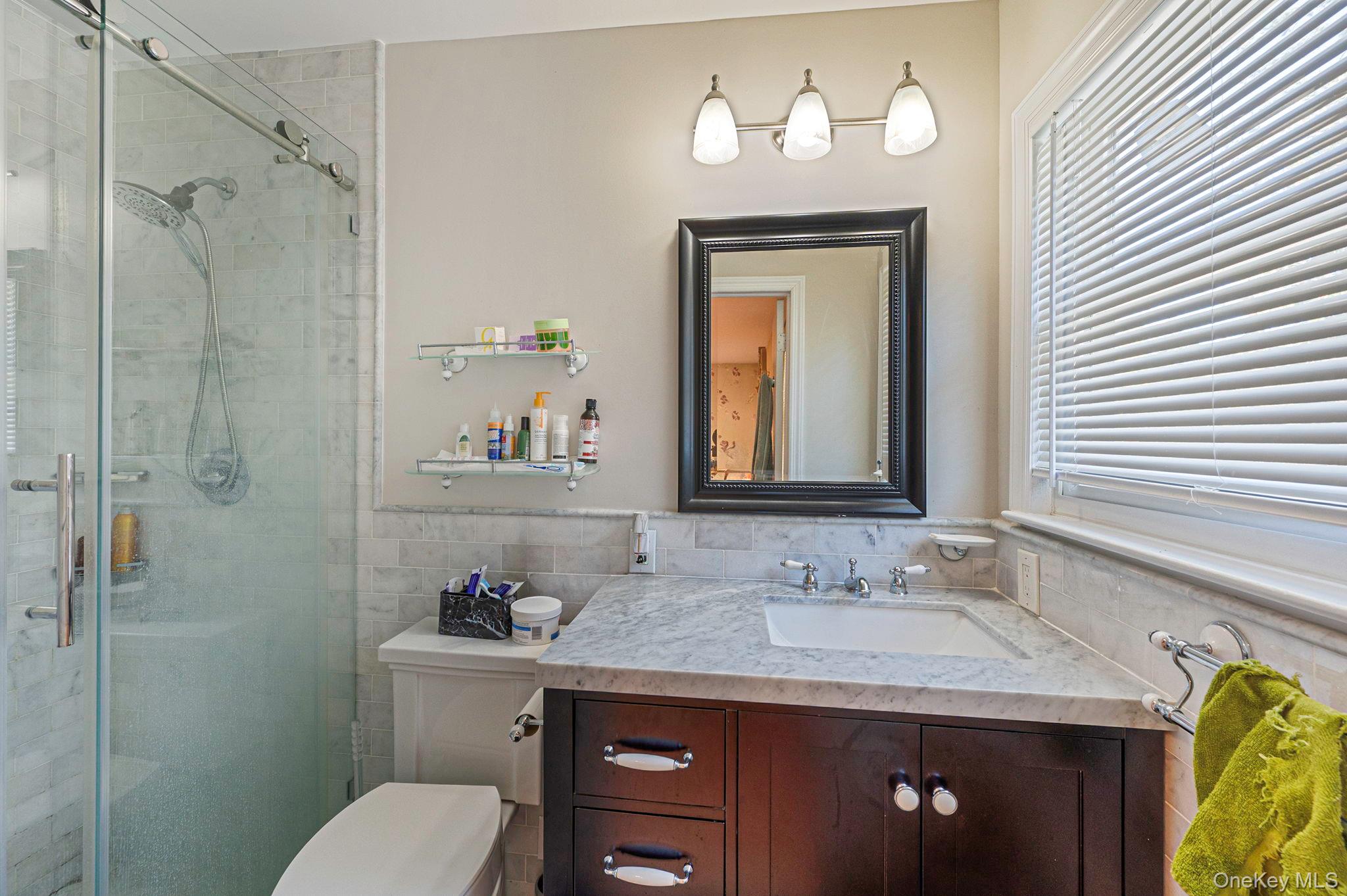 19 Dumond Place Property Photo 22