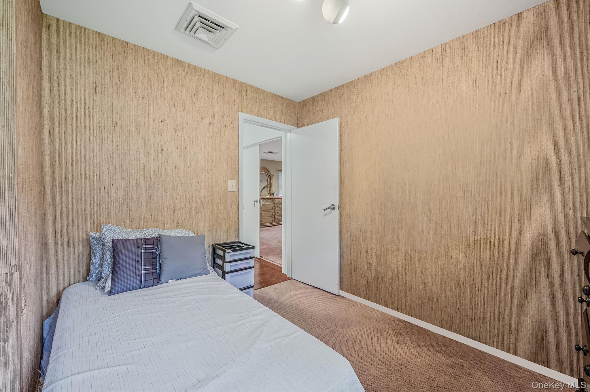 19 Dumond Place Property Photo 23