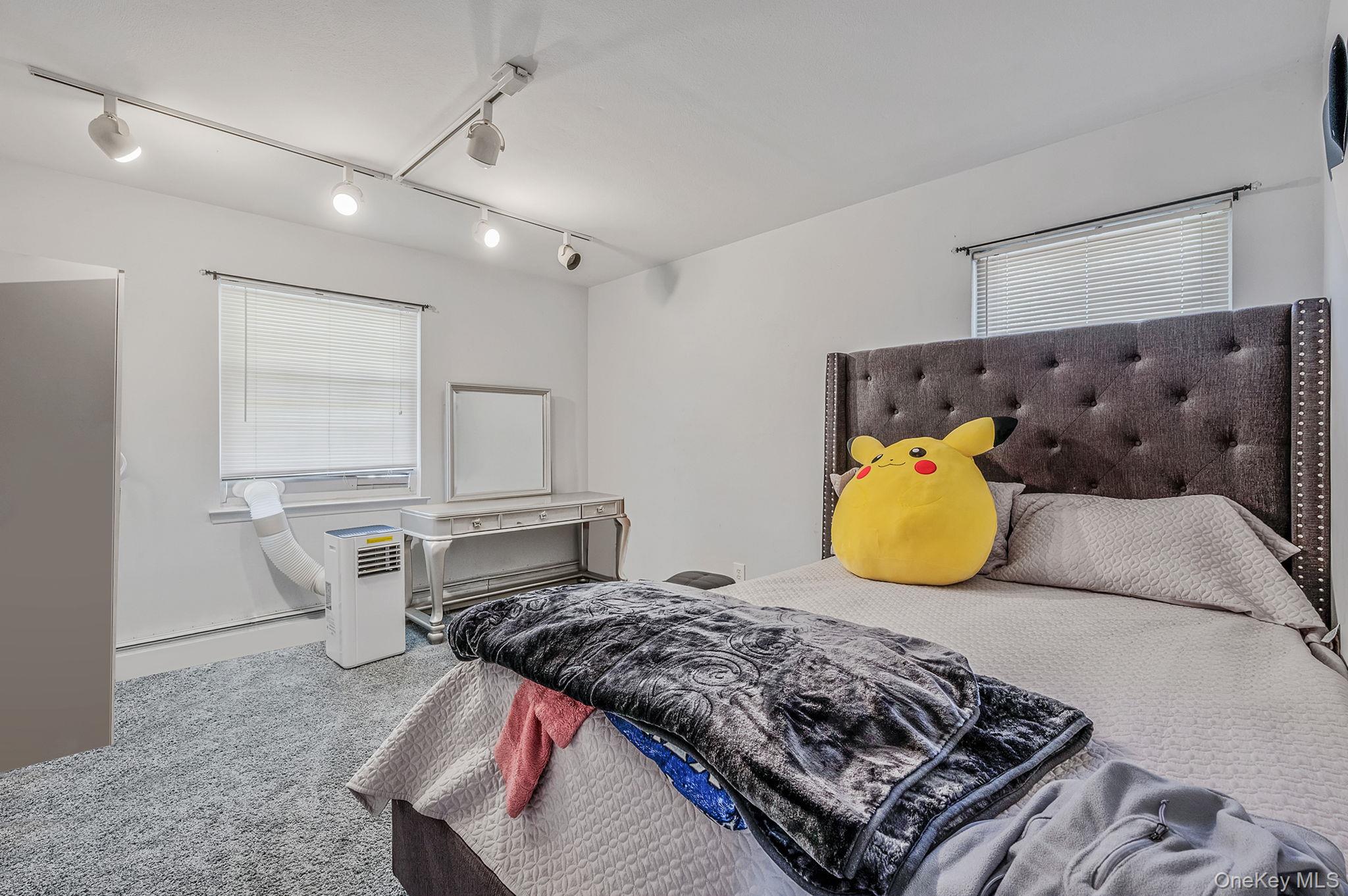 19 Dumond Place Property Photo 26