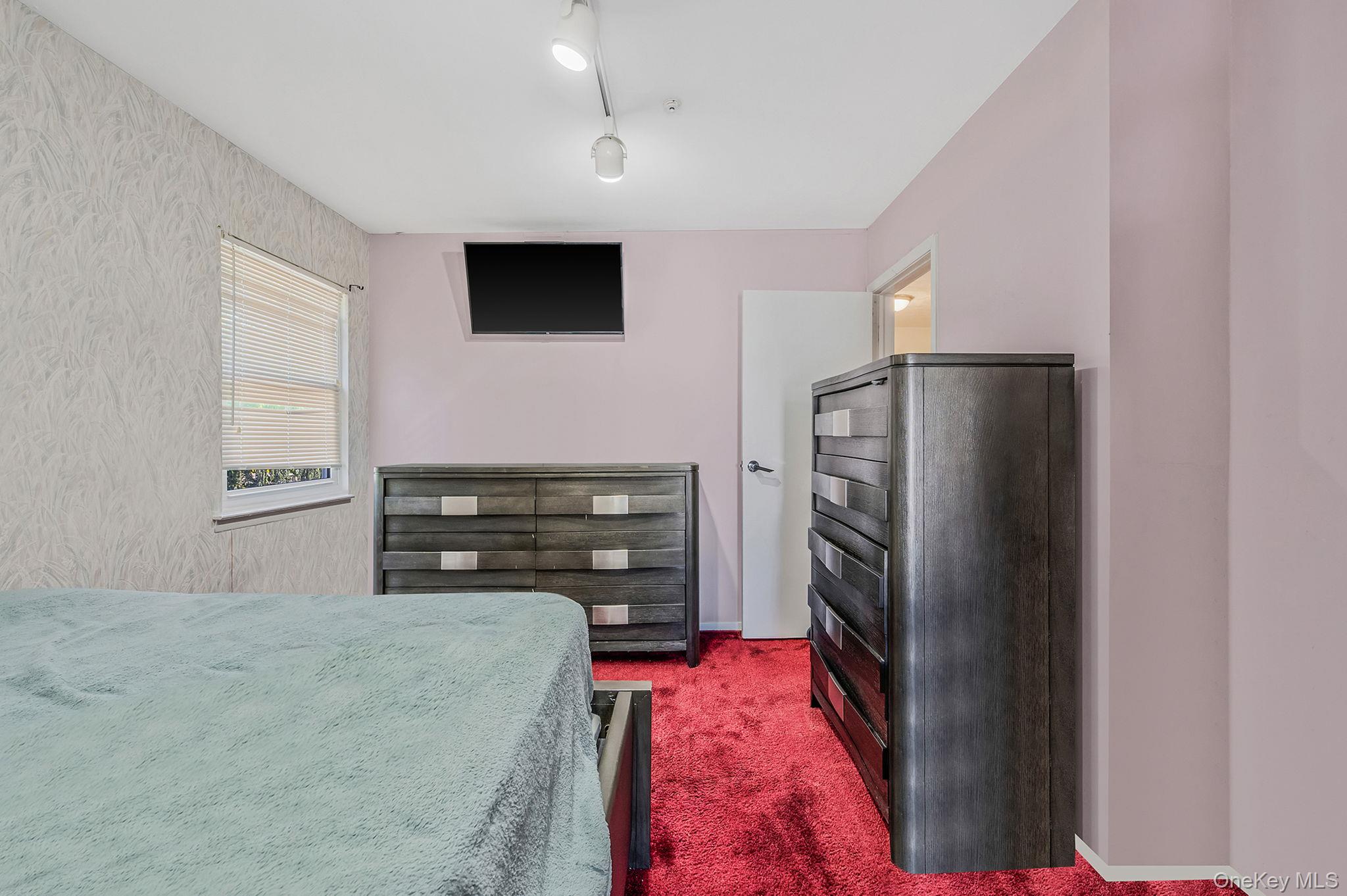 19 Dumond Place Property Photo 29