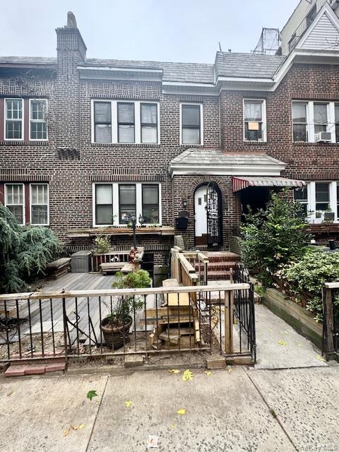 45-47 43 Street Property Photo 1