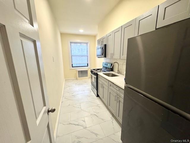 45-47 43 Street Property Photo 6