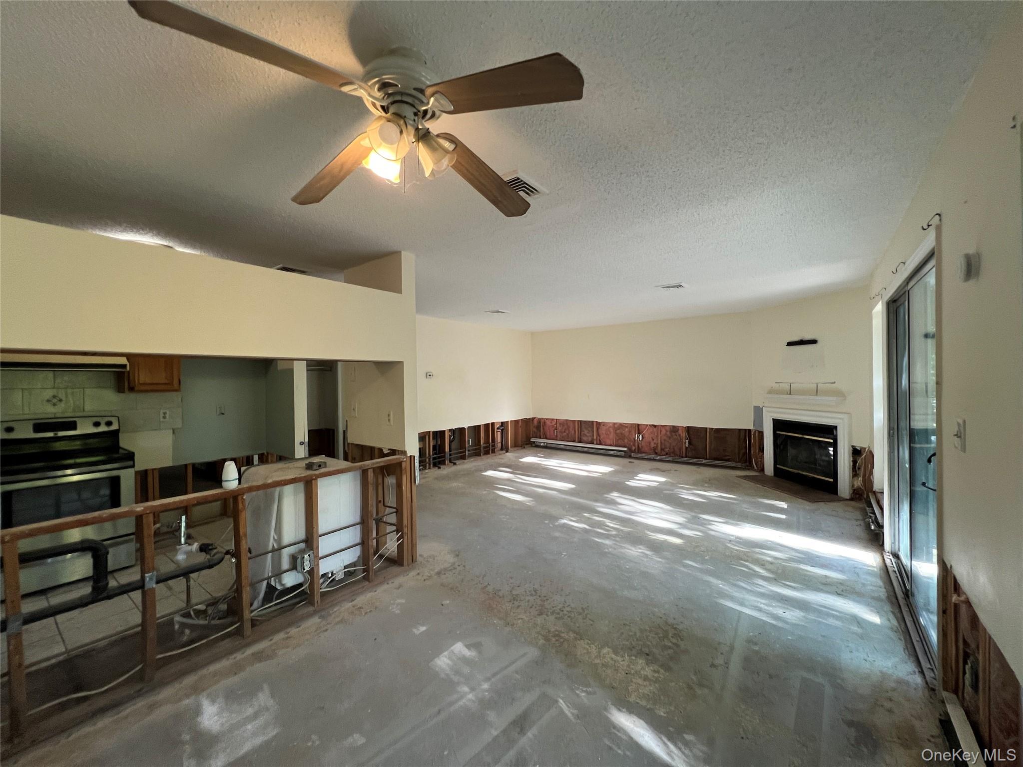 31 Bleakley Drive Property Photo 4