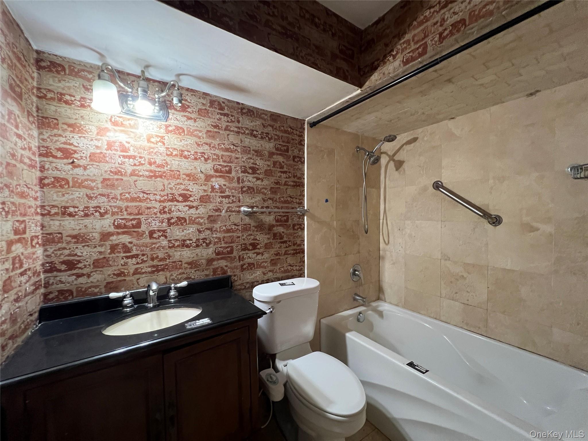31 Bleakley Drive Property Photo 12
