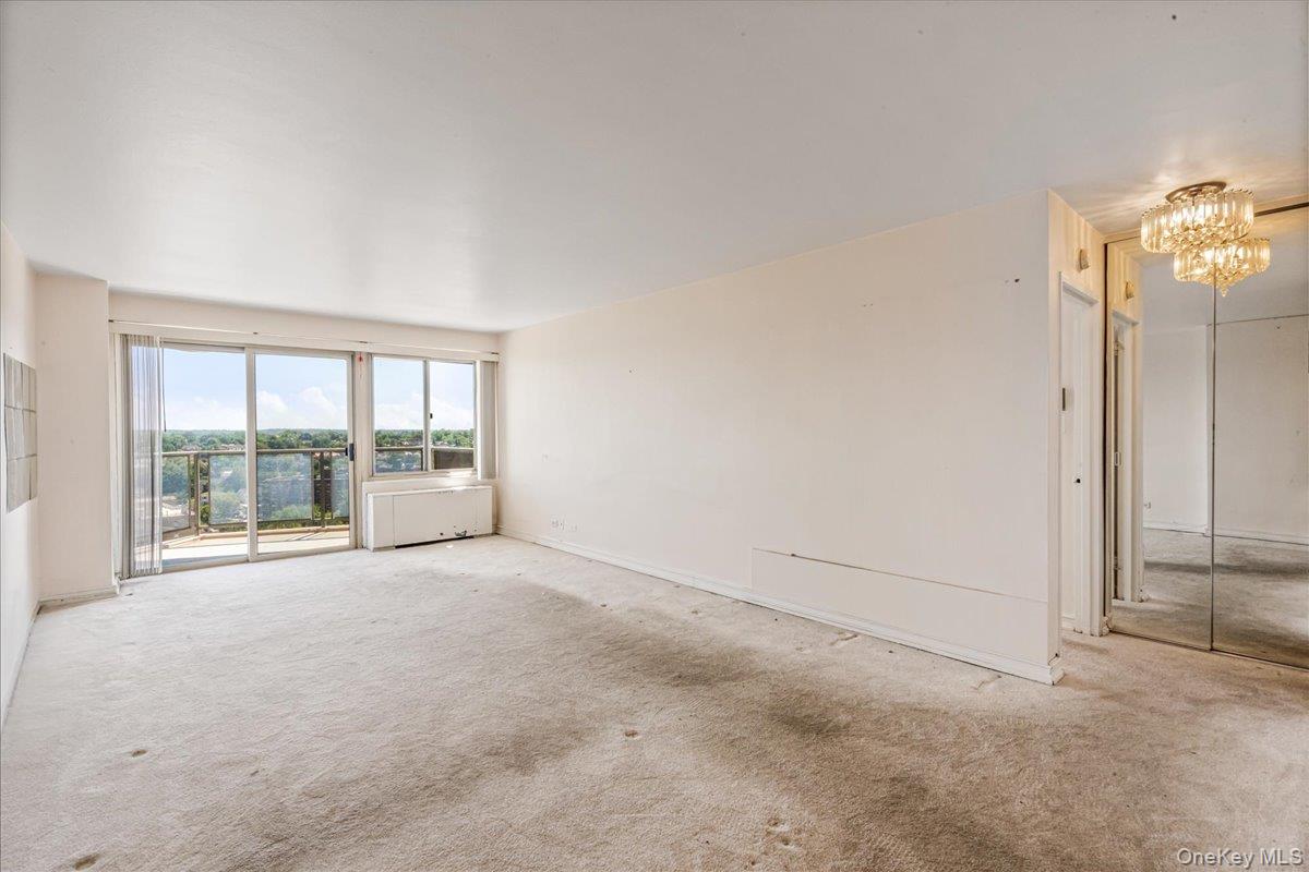 18-15 215th Street 15b Property Photo 7