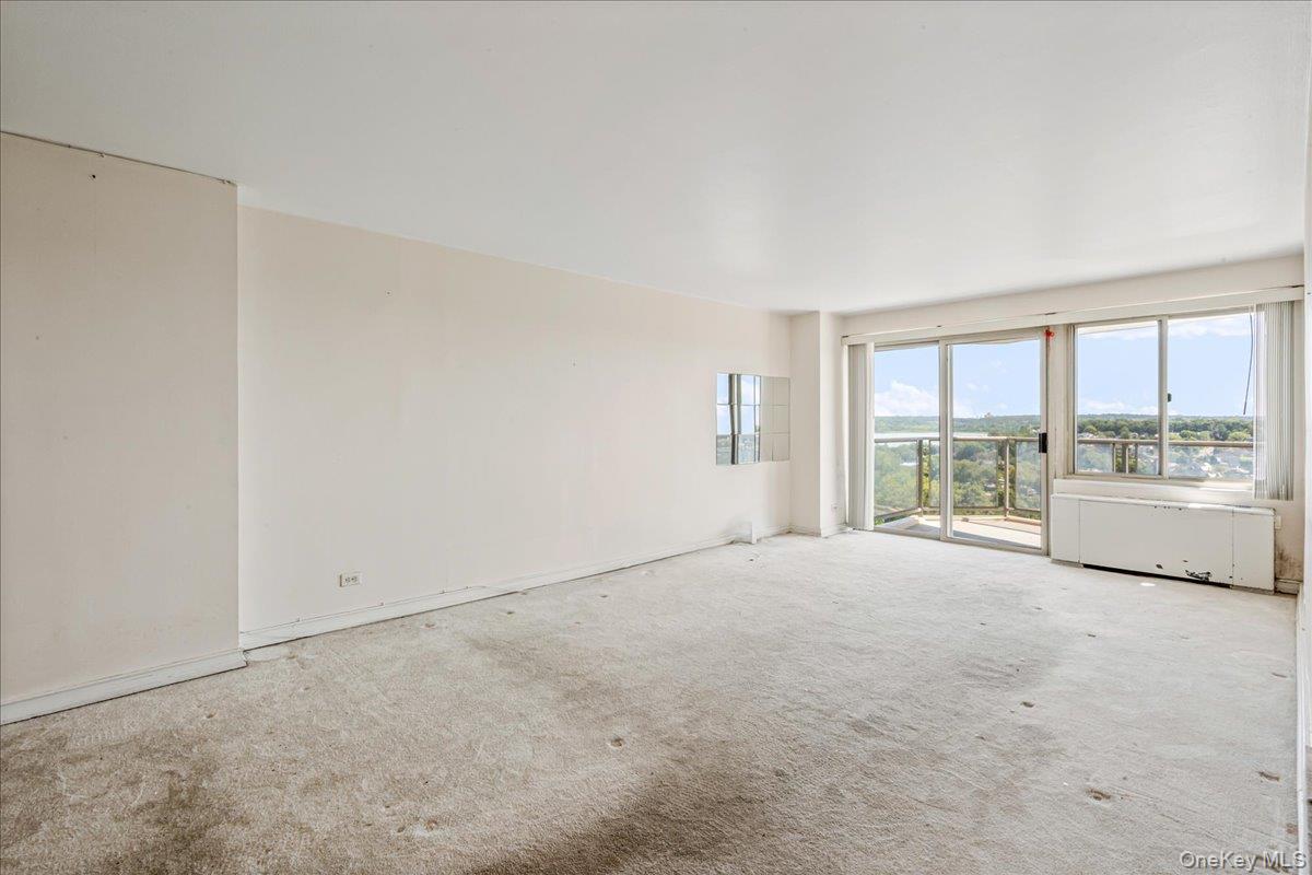 18-15 215th Street 15b Property Photo 10
