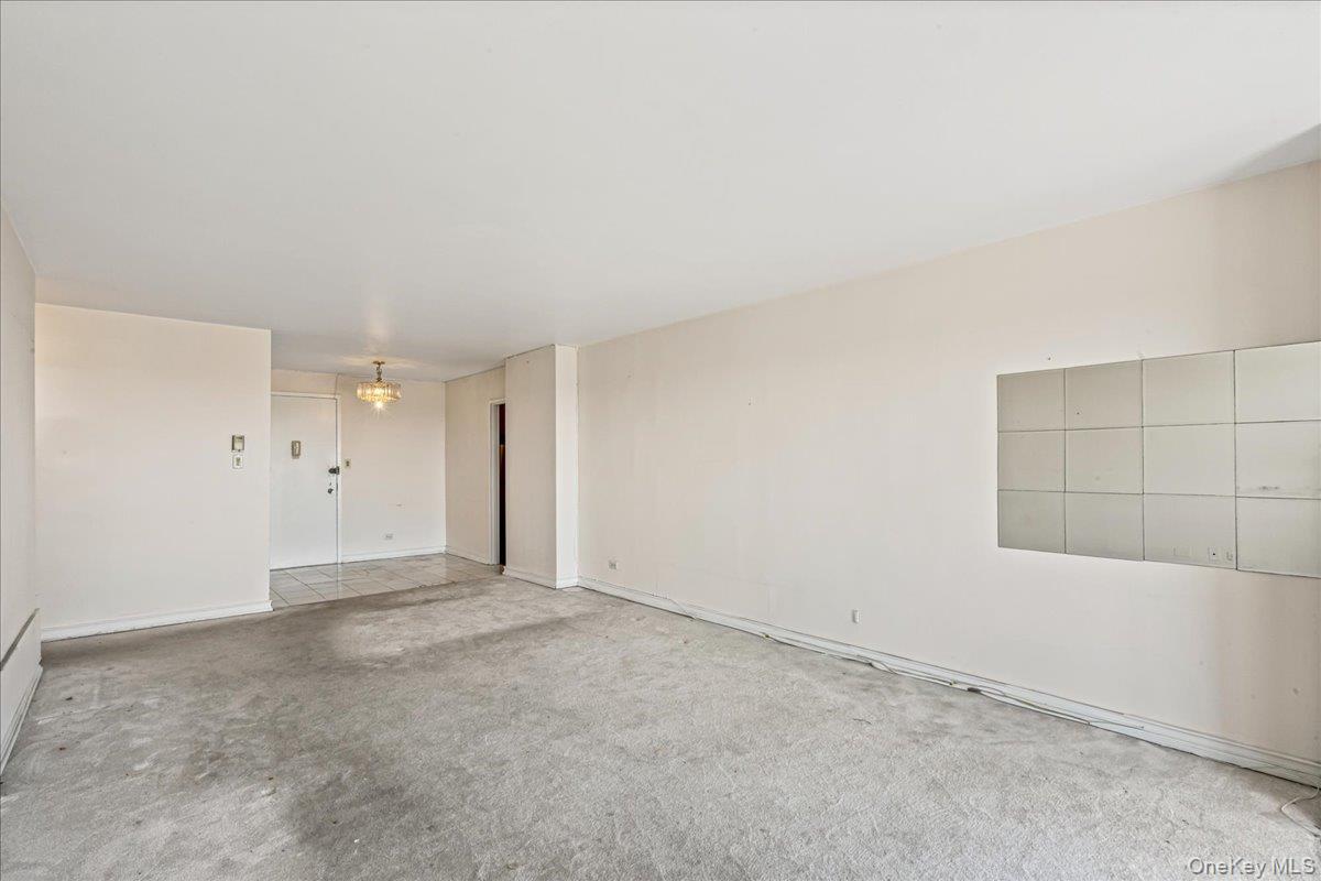 18-15 215th Street 15b Property Photo 12