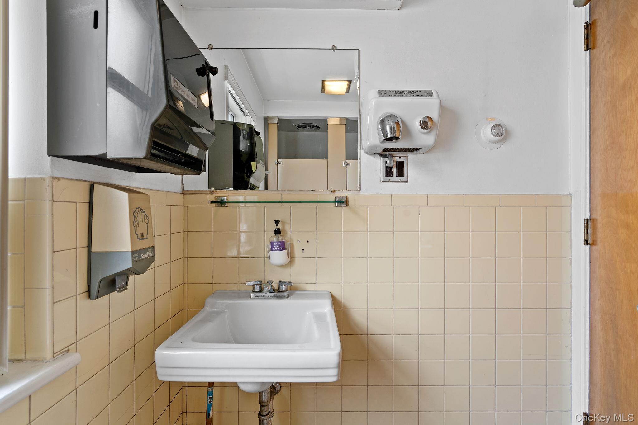 83 Canal Street Property Photo 15
