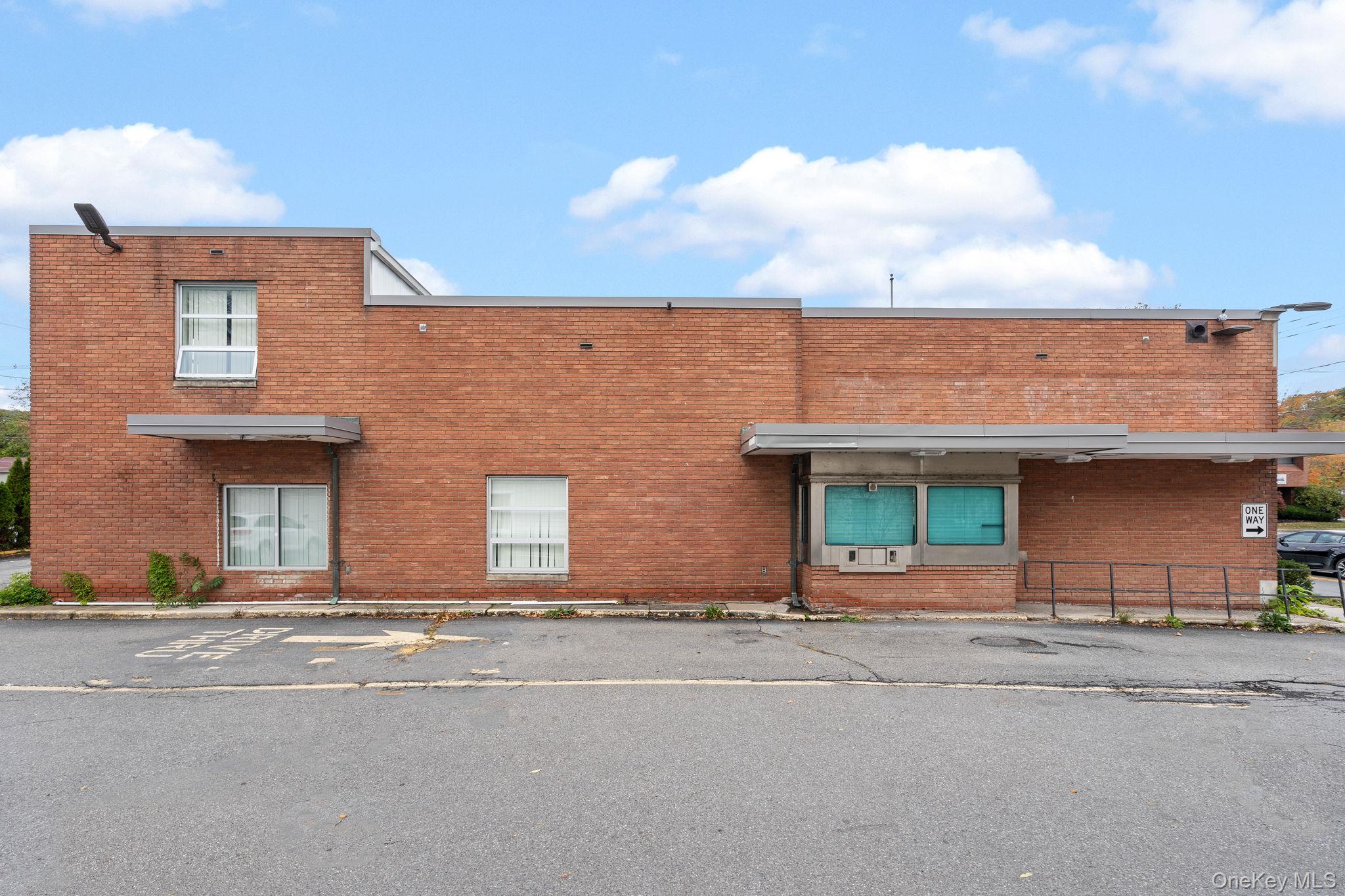 83 Canal Street Property Photo 33