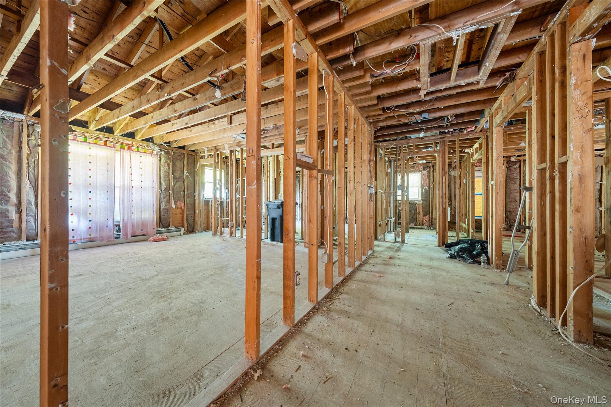 169 Middle Neck Road Property Photo 11