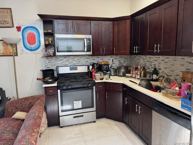 186 Howard Avenue Property Photo 3