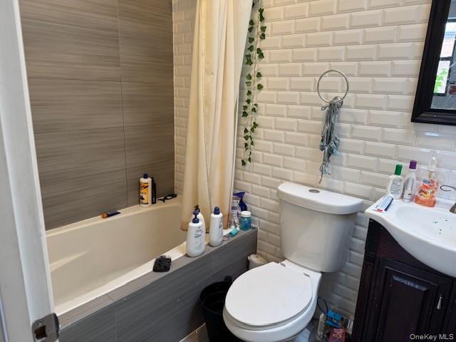 186 Howard Avenue Property Photo 5