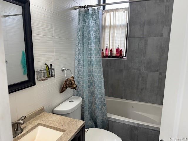 186 Howard Avenue Property Photo 6