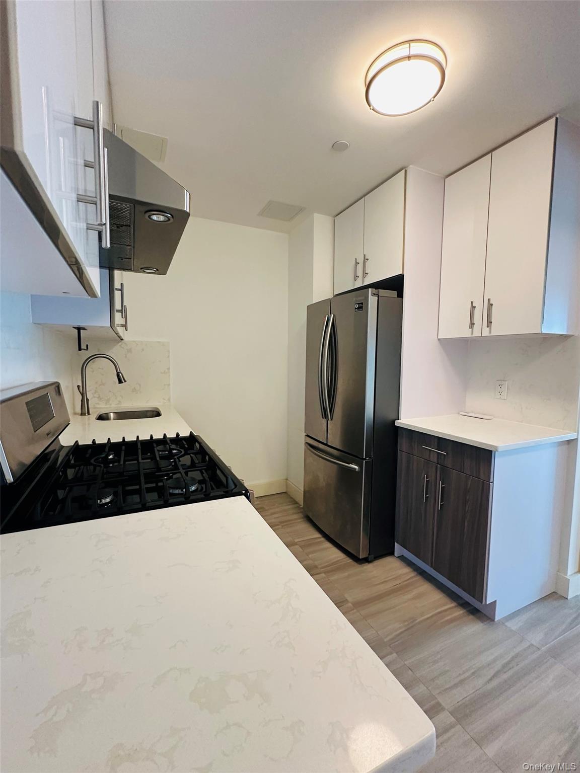 62-98 Woodhaven Blvd 6f Property Photo 4
