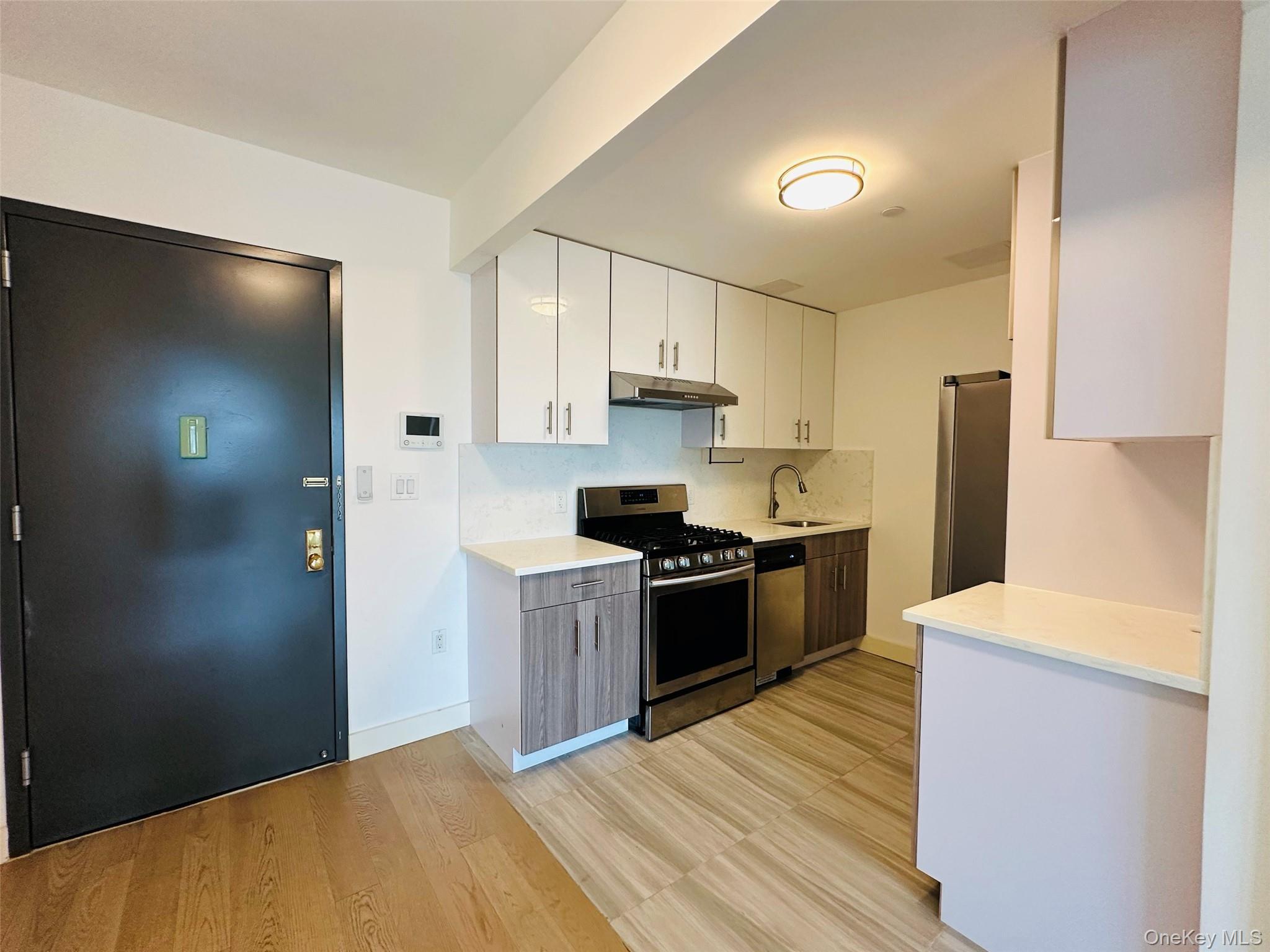 62-98 Woodhaven Blvd 6f Property Photo 8