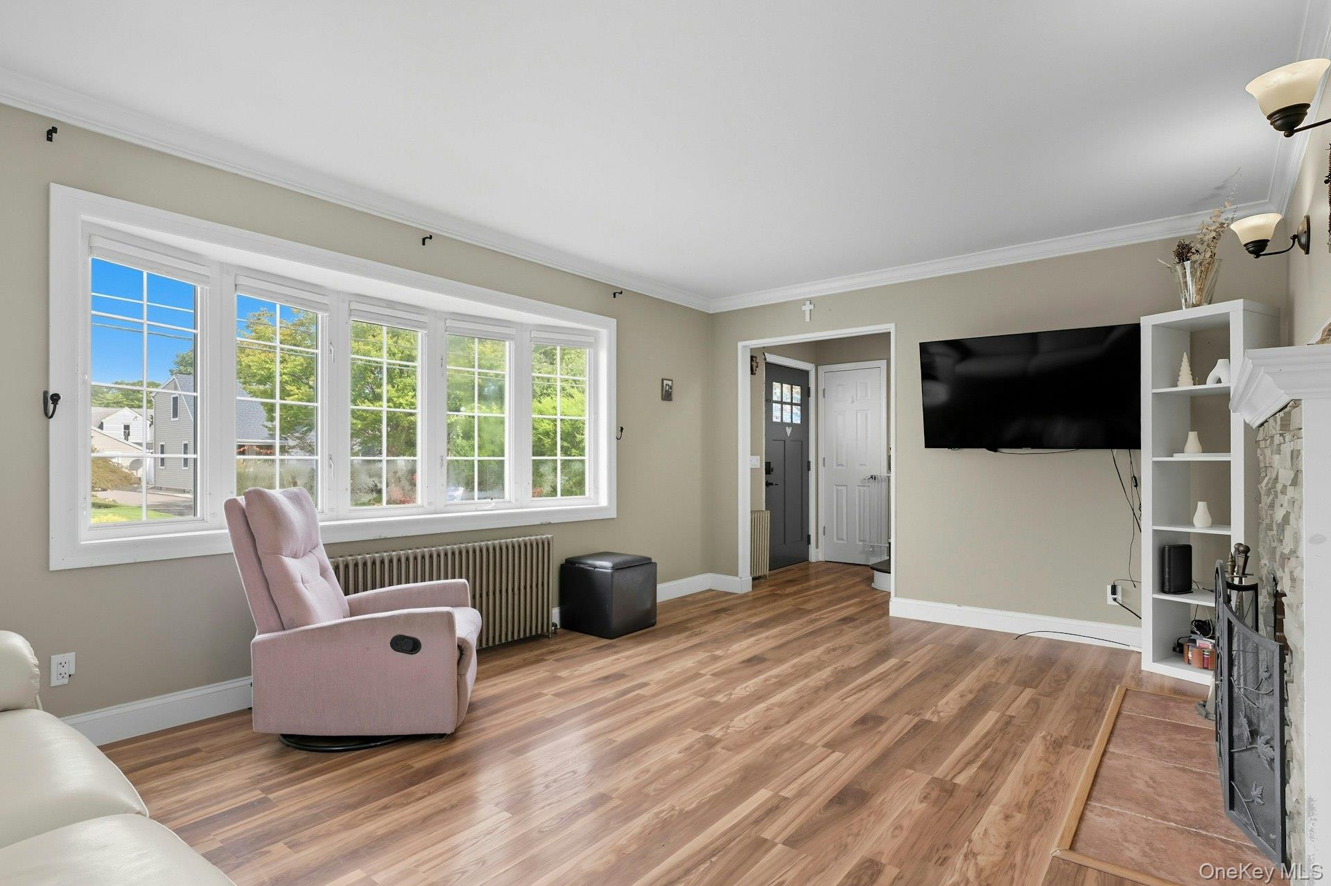 3208 Linden Street Property Photo 13