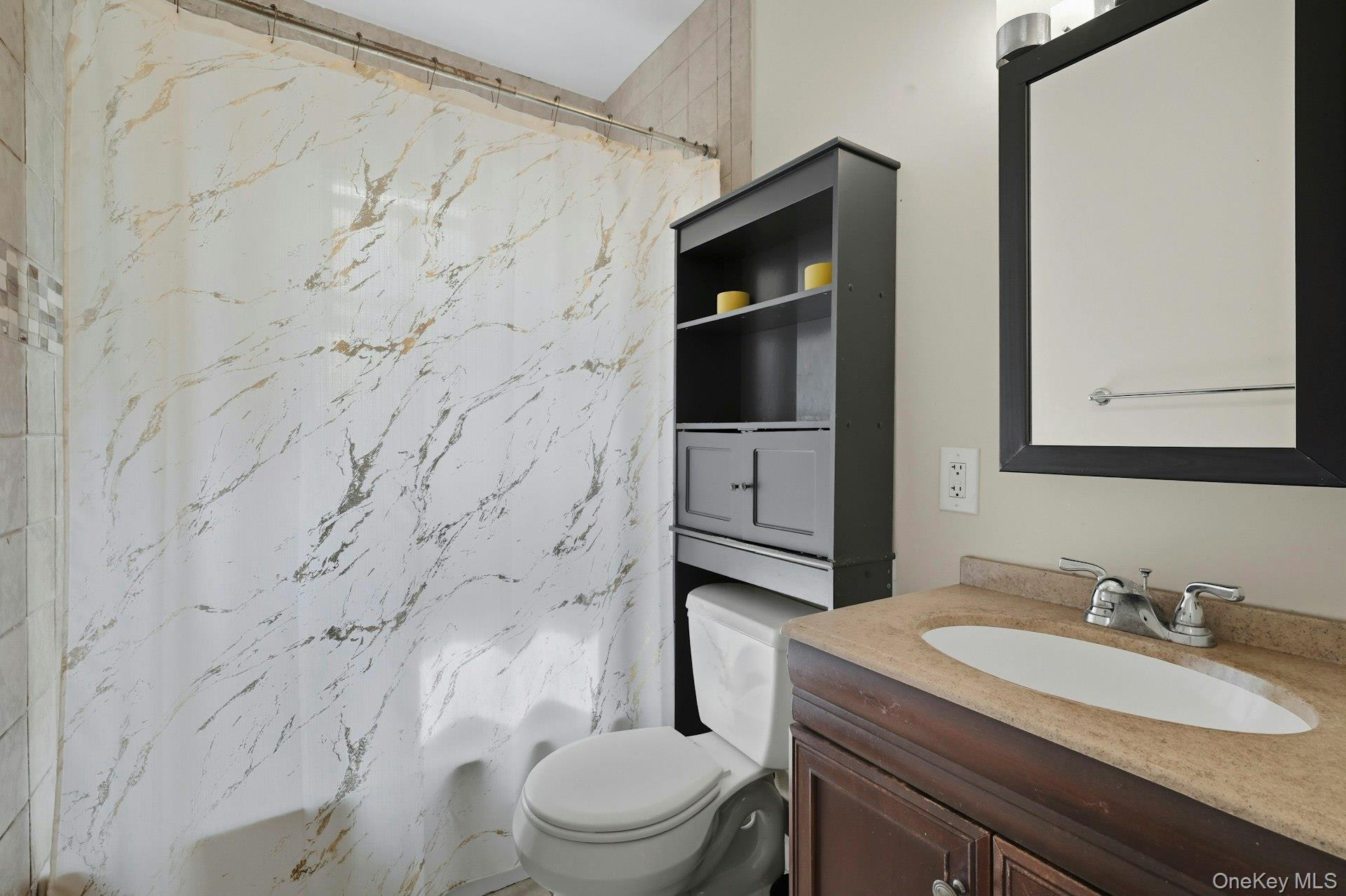 3208 Linden Street Property Photo 23