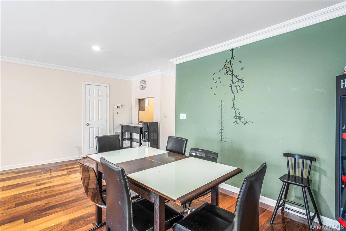 12303 Lax Avenue B Property Photo 5