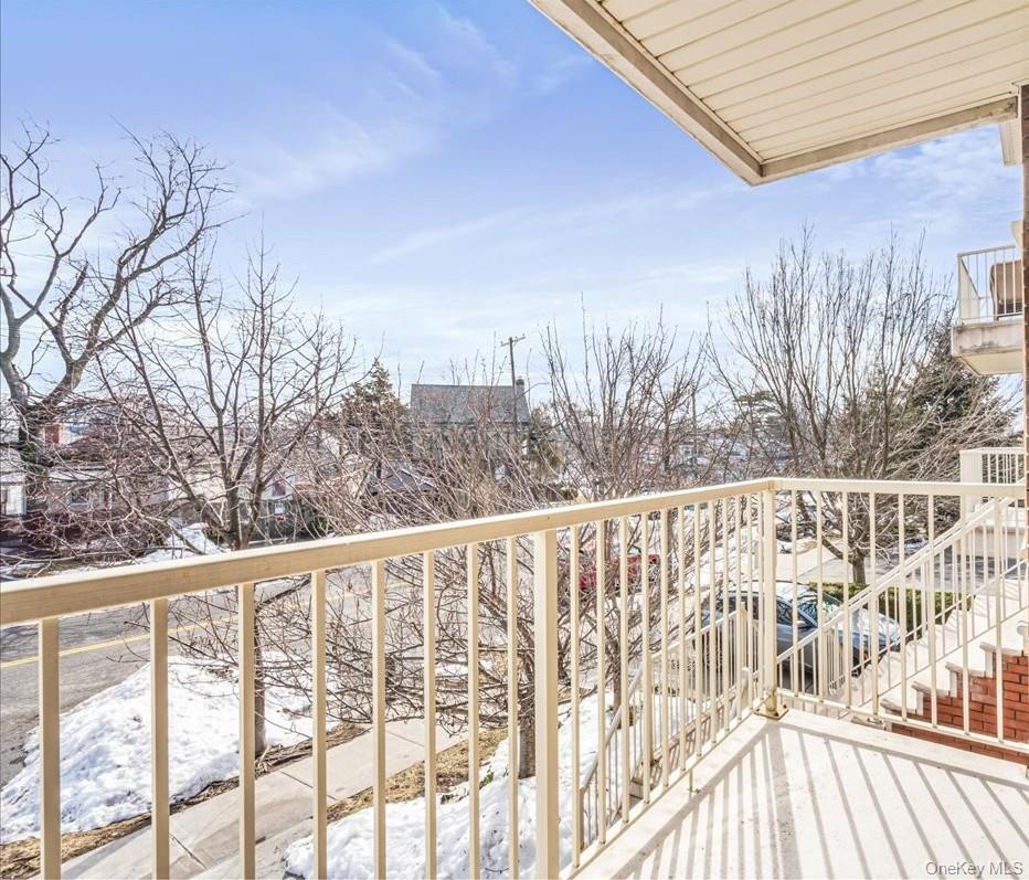 12303 Lax Avenue B Property Photo 7