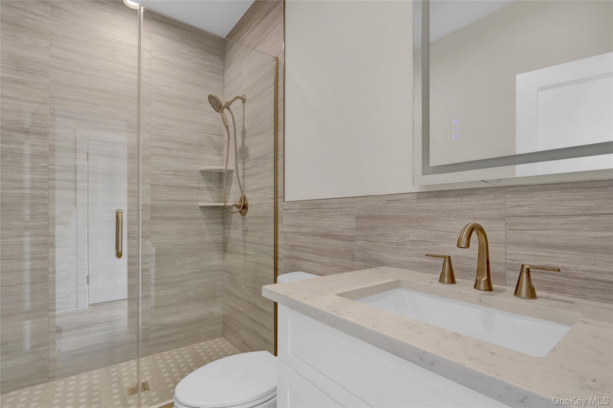 1540 Spring Street Property Photo 4