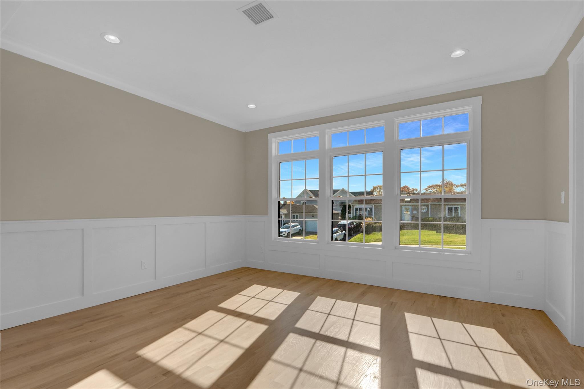 1540 Spring Street Property Photo 9