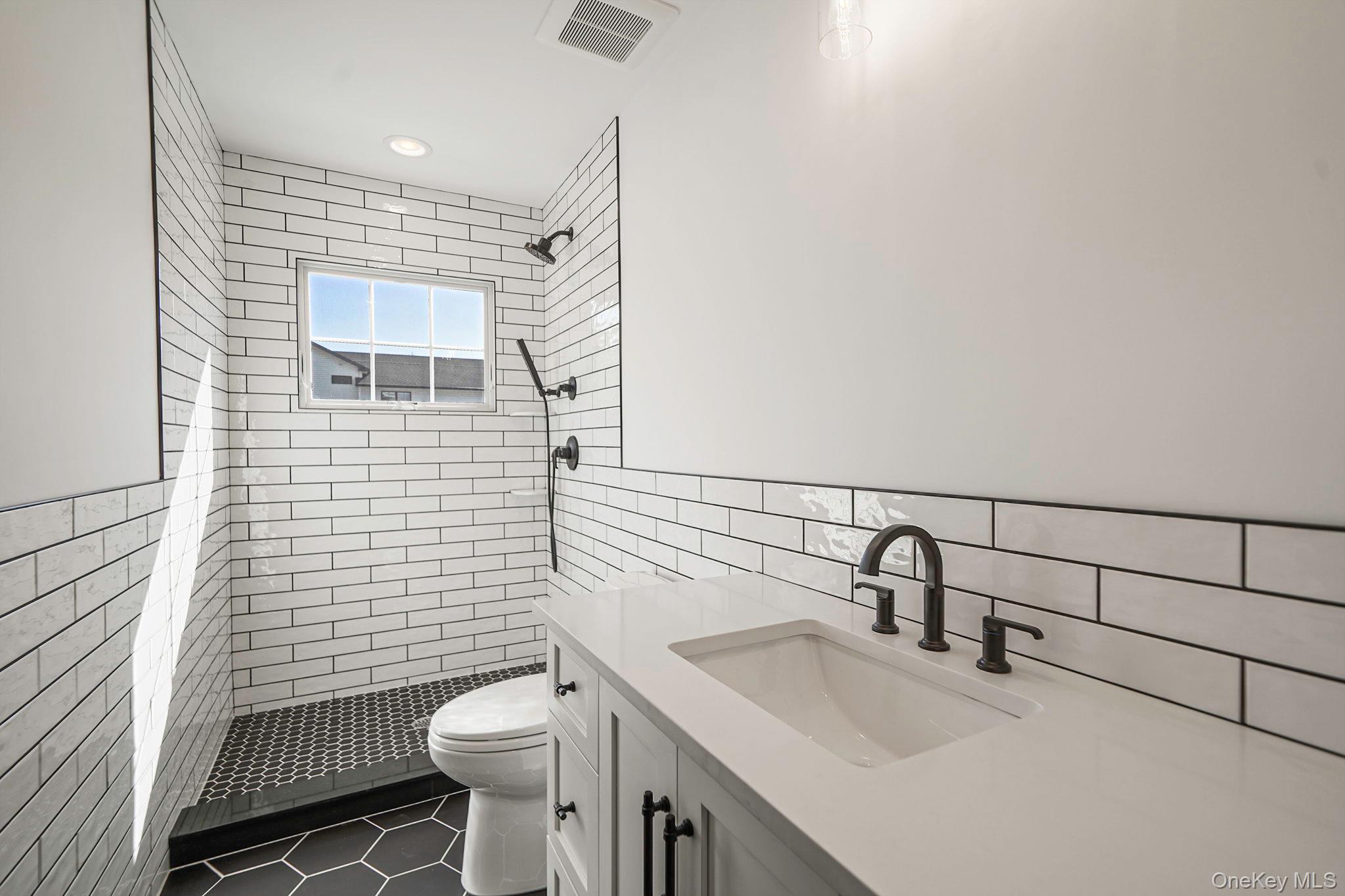 20 Boston Avenue Property Photo 3