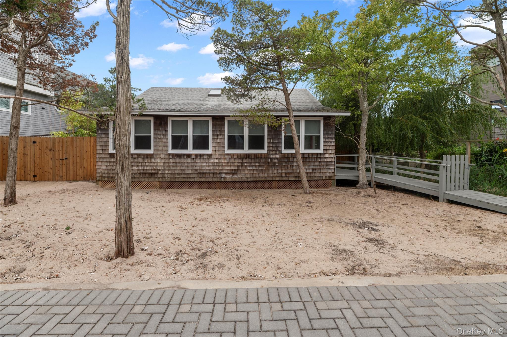 25 Atlantic Avenue Property Photo 1