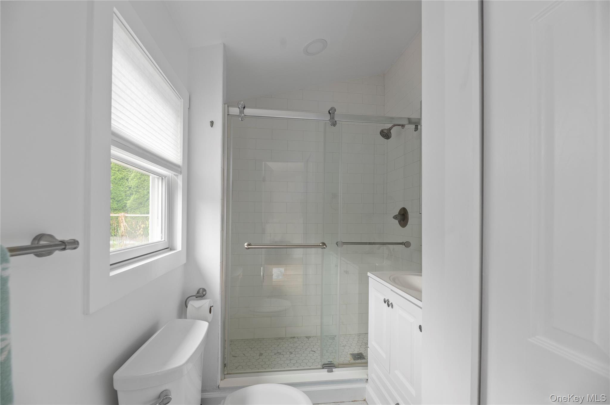 25 Atlantic Avenue Property Photo 14