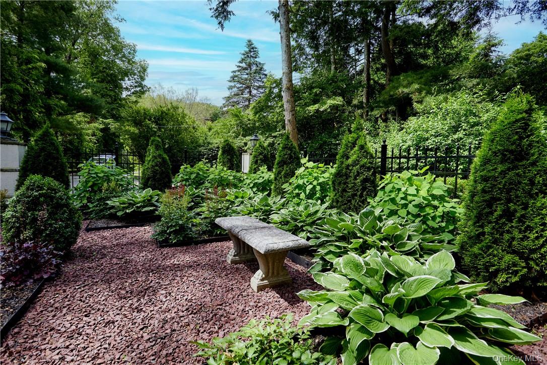 8 Old Park Road Property Photo 2