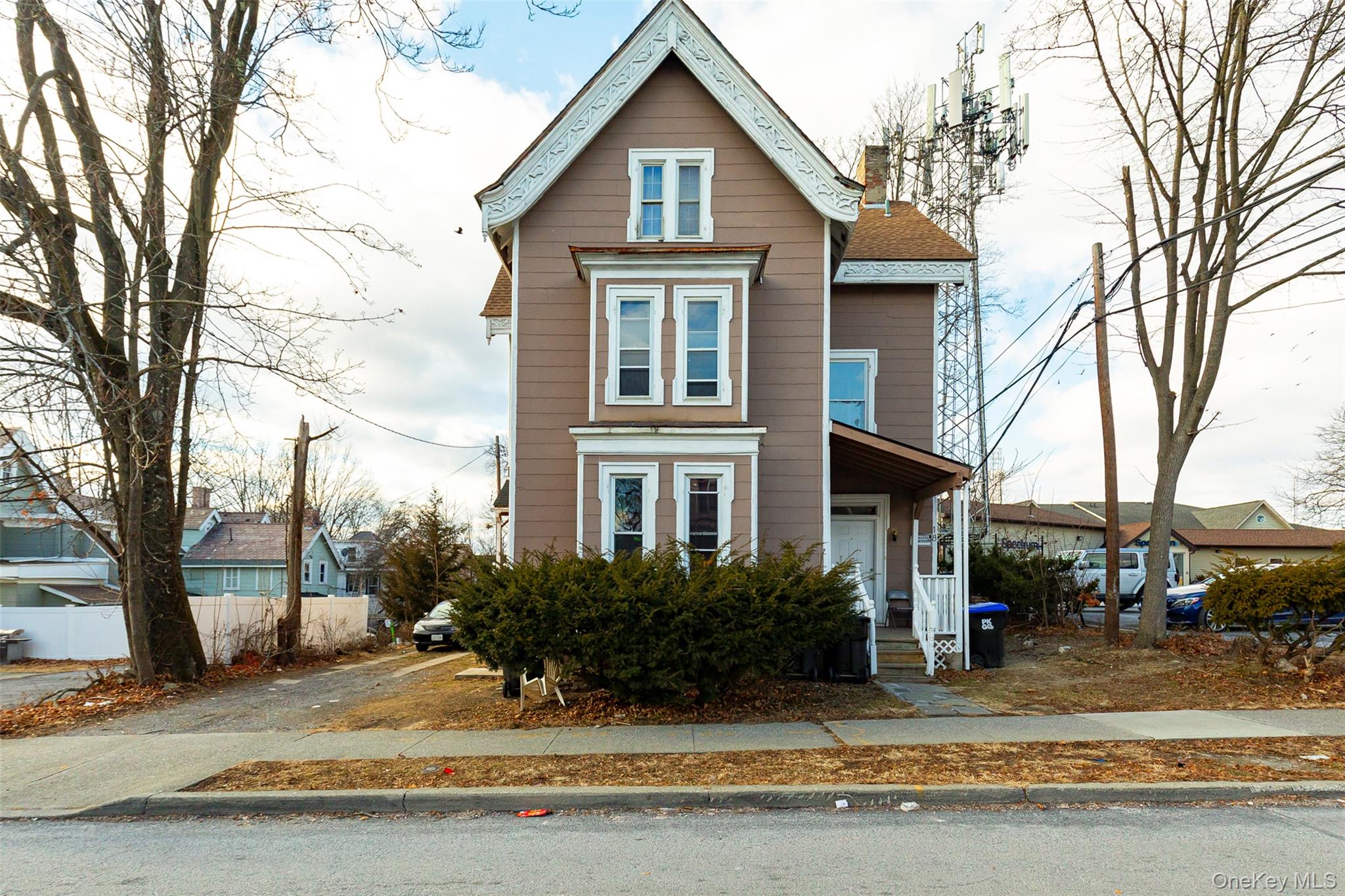 18 S Clinton Street Property Photo 2
