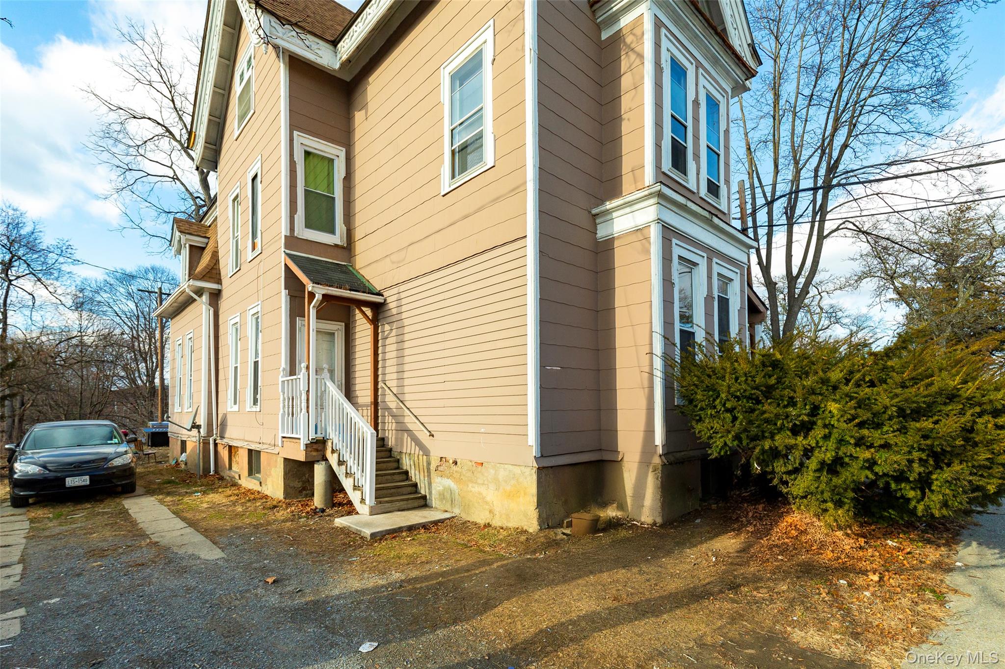 18 S Clinton Street Property Photo 3