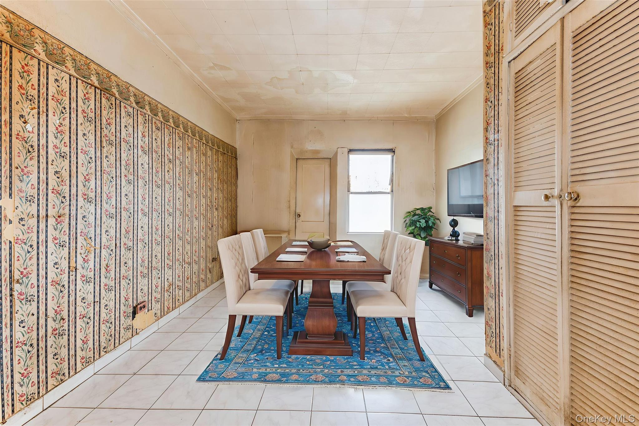 51-30a 47th Street Property Photo 4