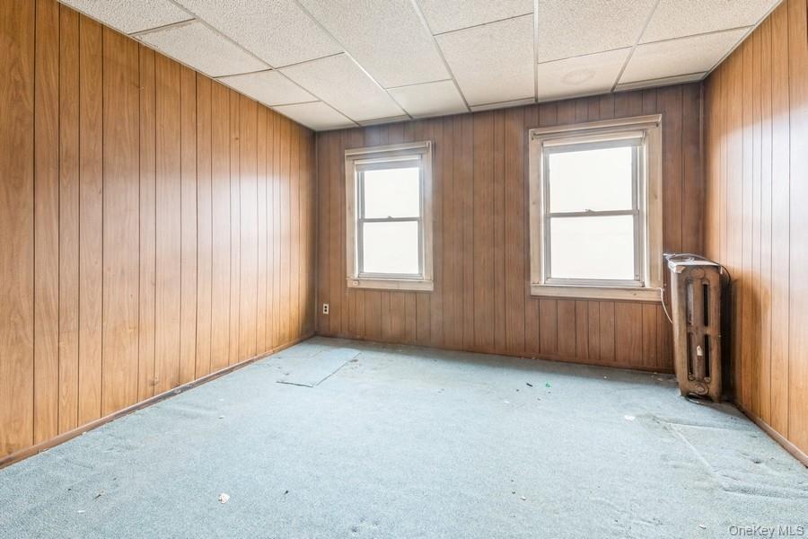 51-30a 47th Street Property Photo 10