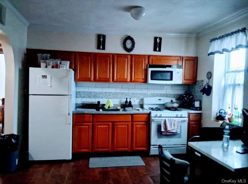 11734 Sutphin Boulevard Property Photo 7