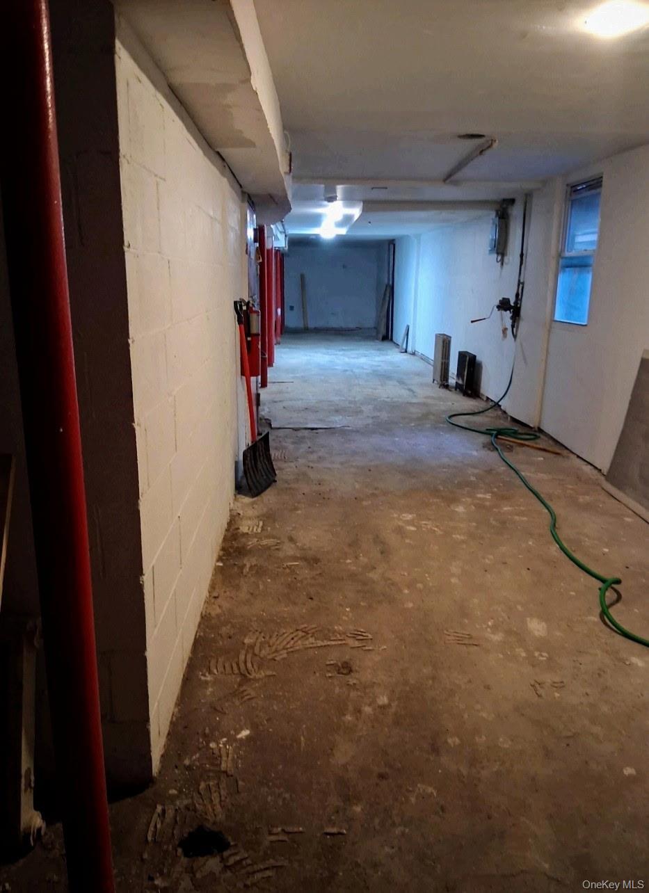 11734 Sutphin Boulevard Property Photo 9